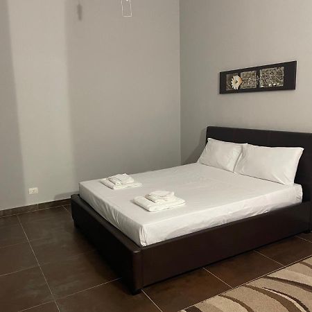 Апартаменты La Casa Di Bea Лечче Экстерьер фото